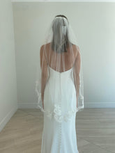 Load image into Gallery viewer, Arthur Harris - Lace Trim Veil
