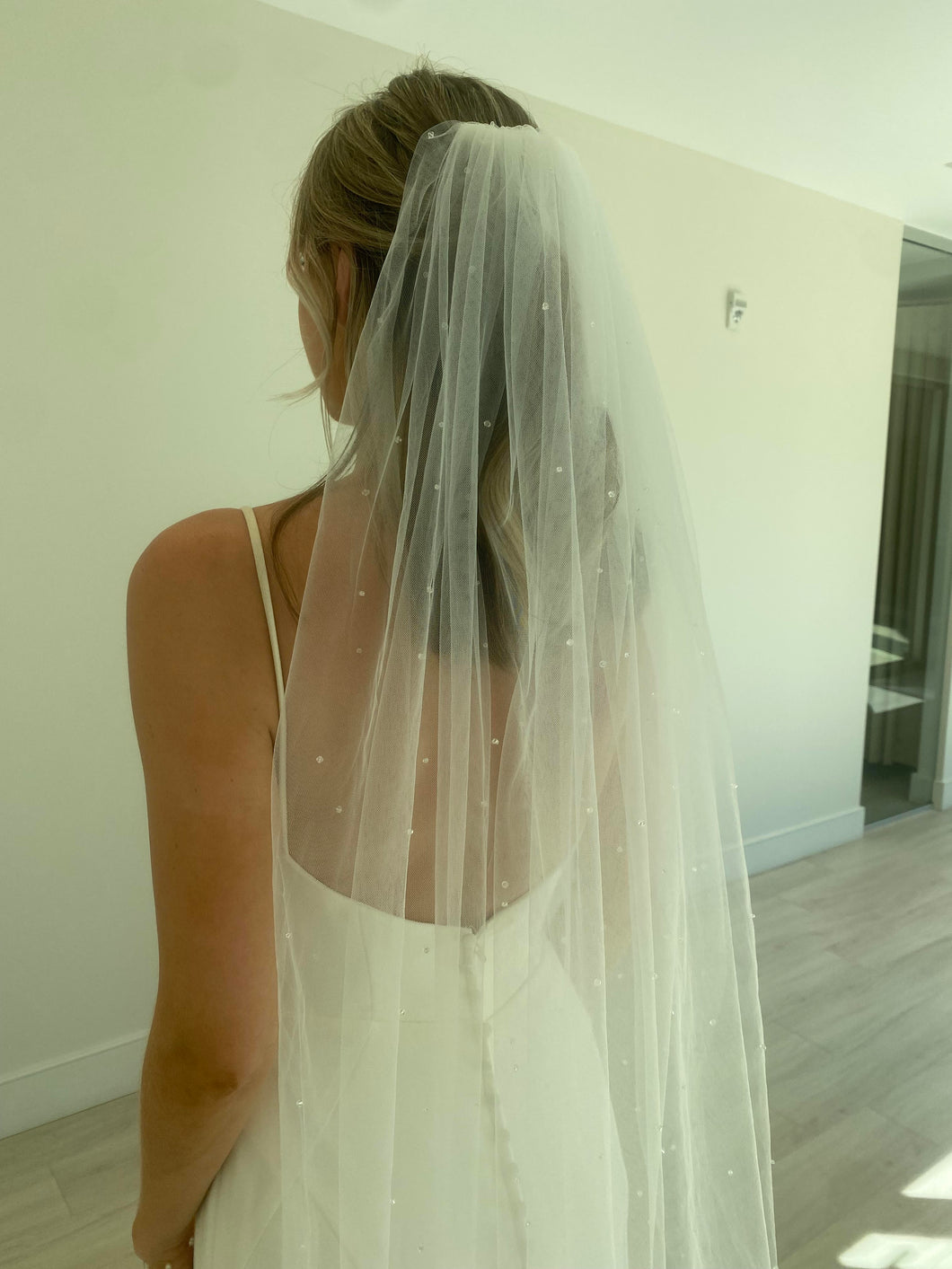 Bridal Classics - Scattered Crystal Veil