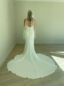 Malis Henderson - Pearl Edge Veil
