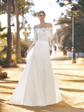 Load image into Gallery viewer, Pronovias - Madison
