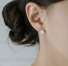 Load image into Gallery viewer, Statement Grey: ATHENS EARRING (ROSE GOLD)
