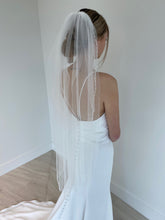 Load image into Gallery viewer, Arthur Harris: Delicate Beaded Edge Veil
