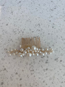 Malis Henderson - Pearl Comb
