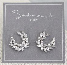 Load image into Gallery viewer, Statement Grey: YULA EARRING (SILVER)
